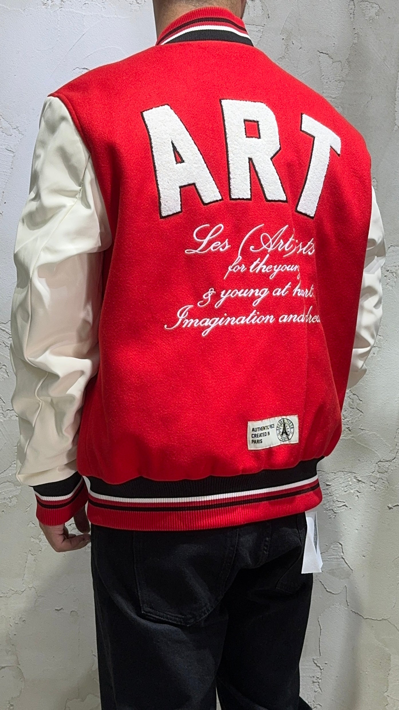 GB025 - Capispalla - Les Artists