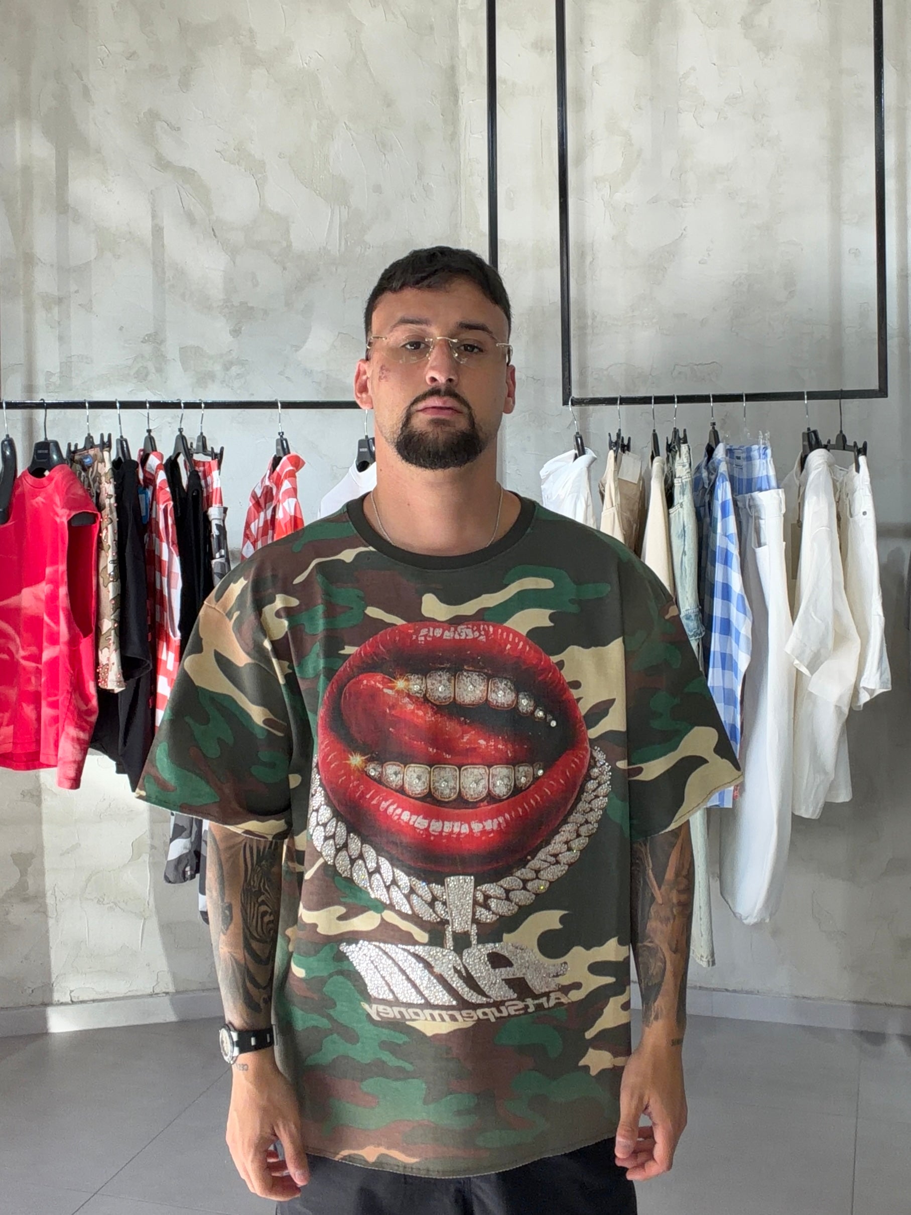 GRILLZ CAMO - T-Shirt - ARTSUPERMONEY