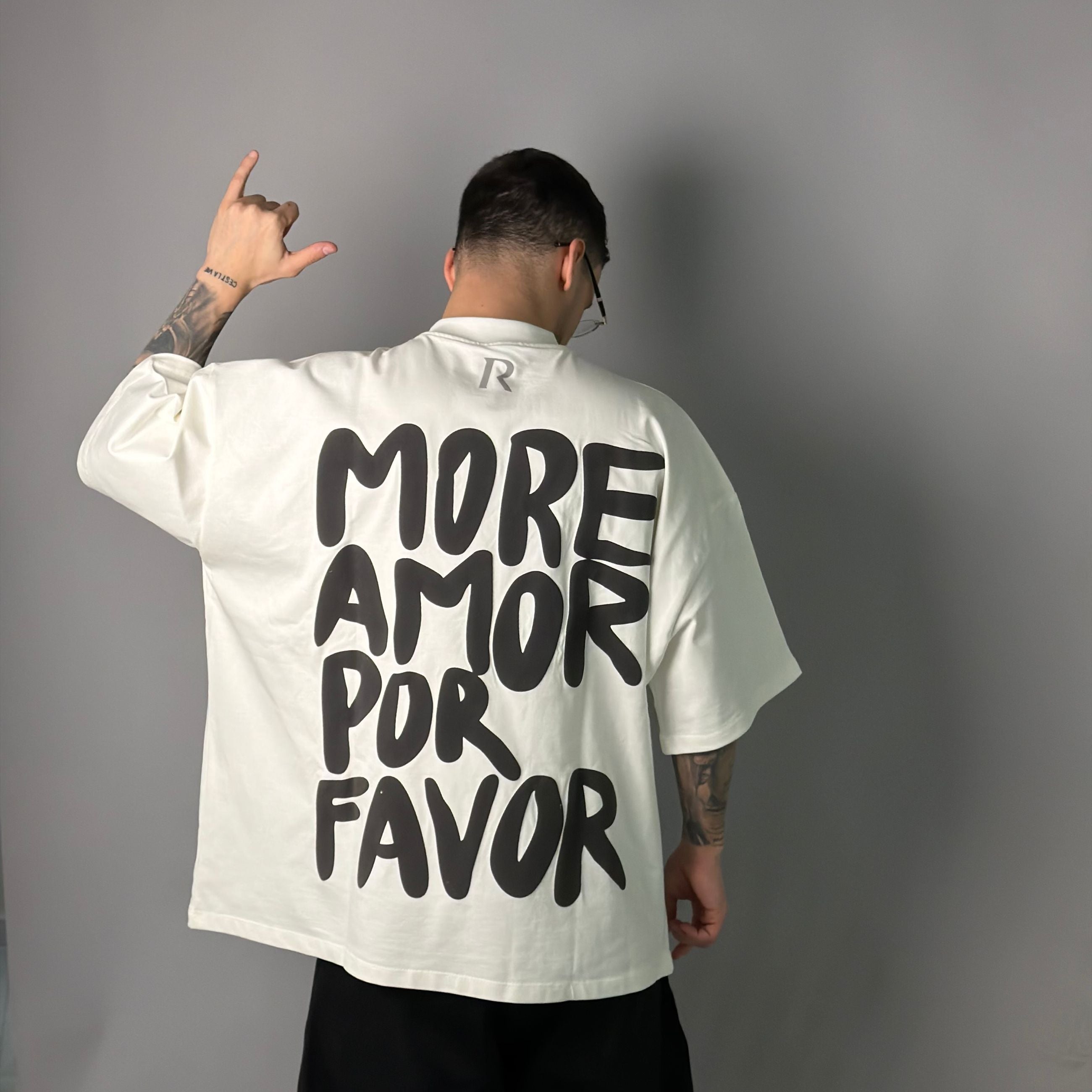 T-Shirt - MORE AMOR POR FAVOR