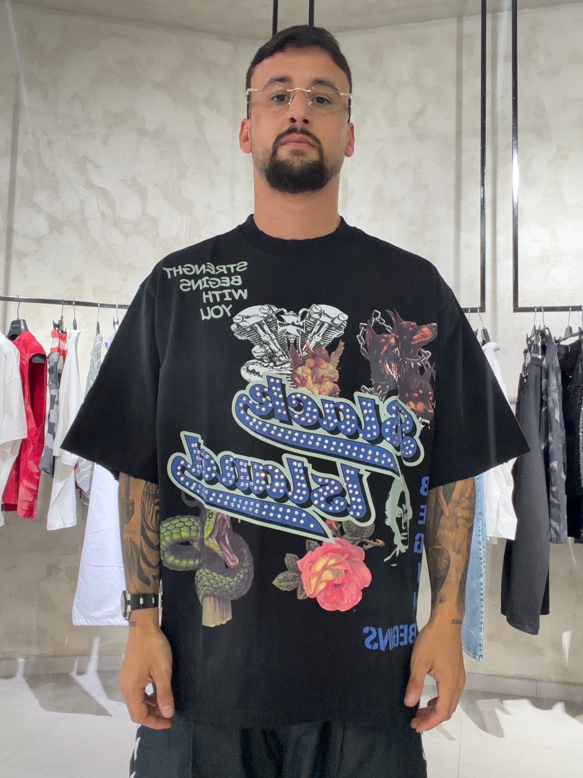2033 - T-Shirt - BLACK ISLAND