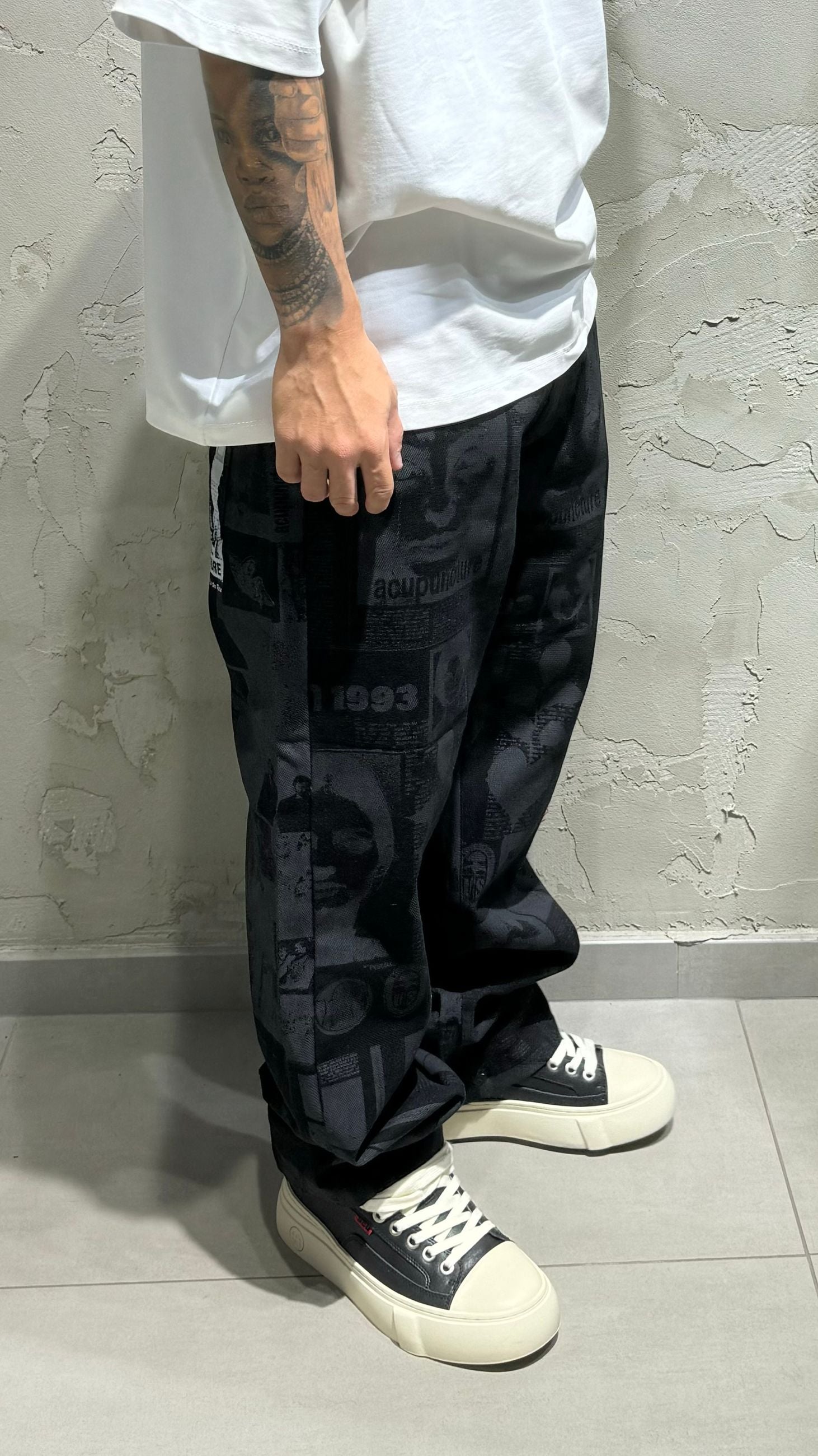 HTDM850604 - Jeans - Acupuncture1993