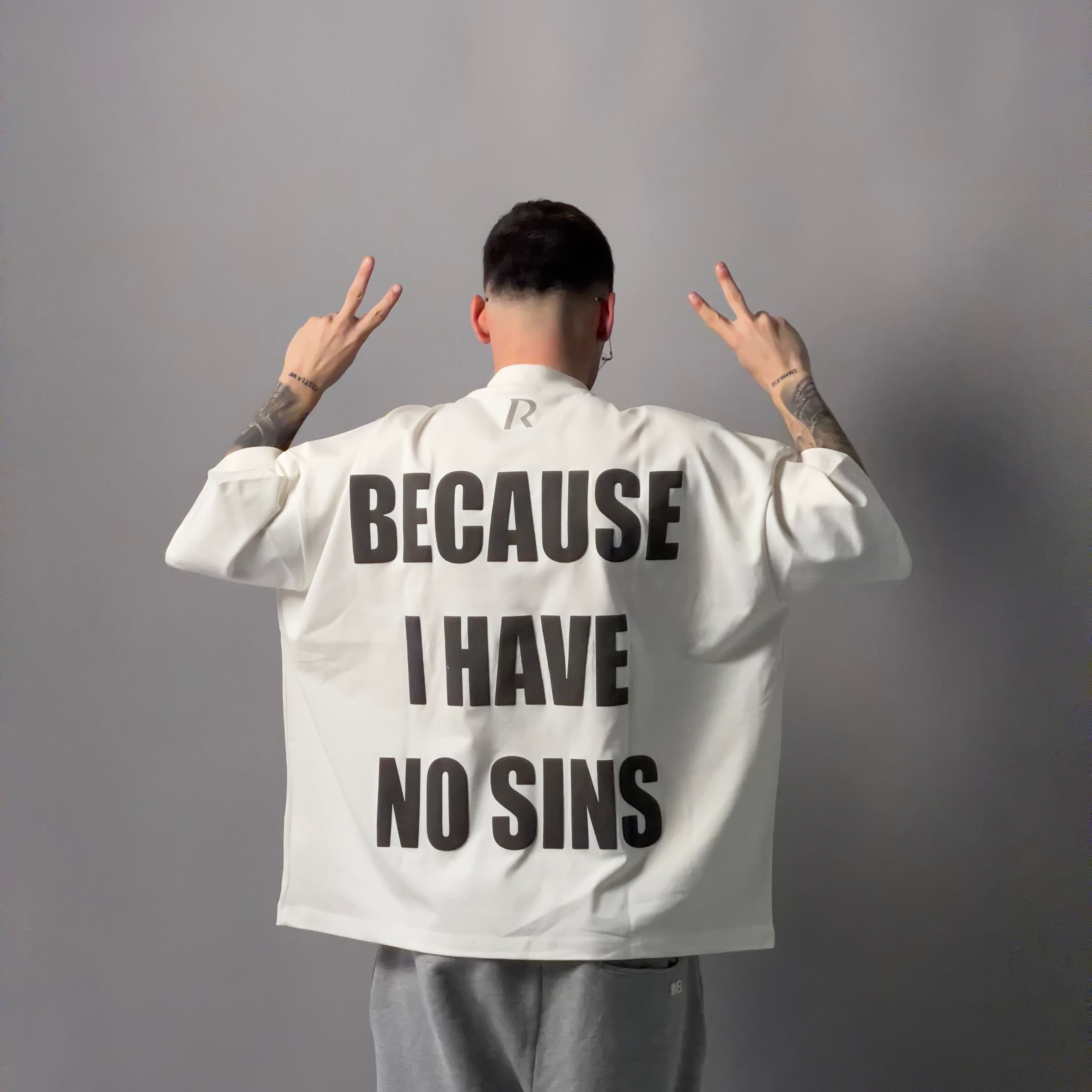 T-Shirt - BECAUSE I HAVE NO SINS